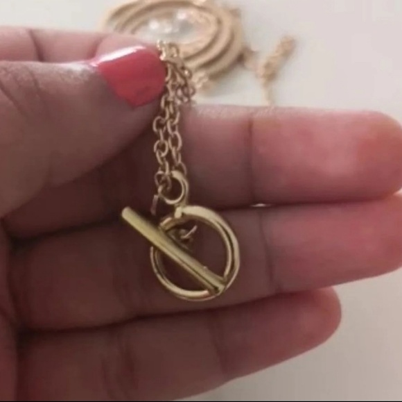 🔹️HARRY POTTER Gold-Tone Time Turner Necklace - Picture 6 of 7